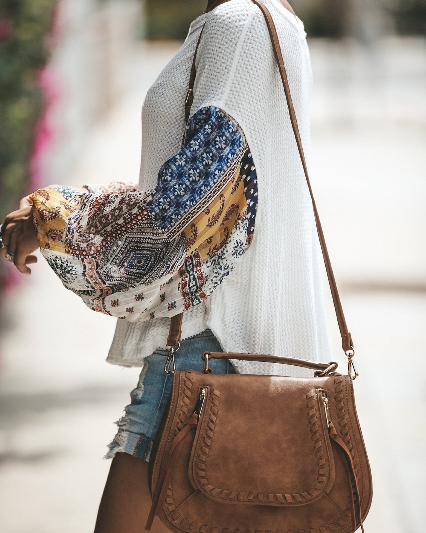 Trendy printed long-sleeved round neck blouse
