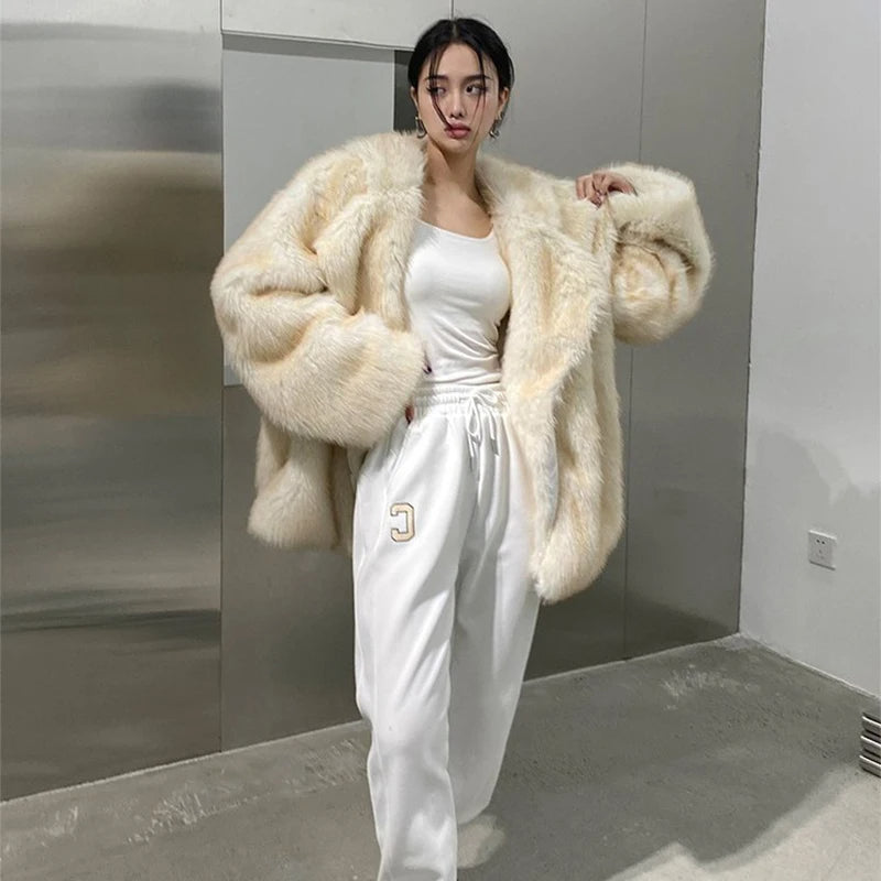 Coat | Oversized faux fur coat