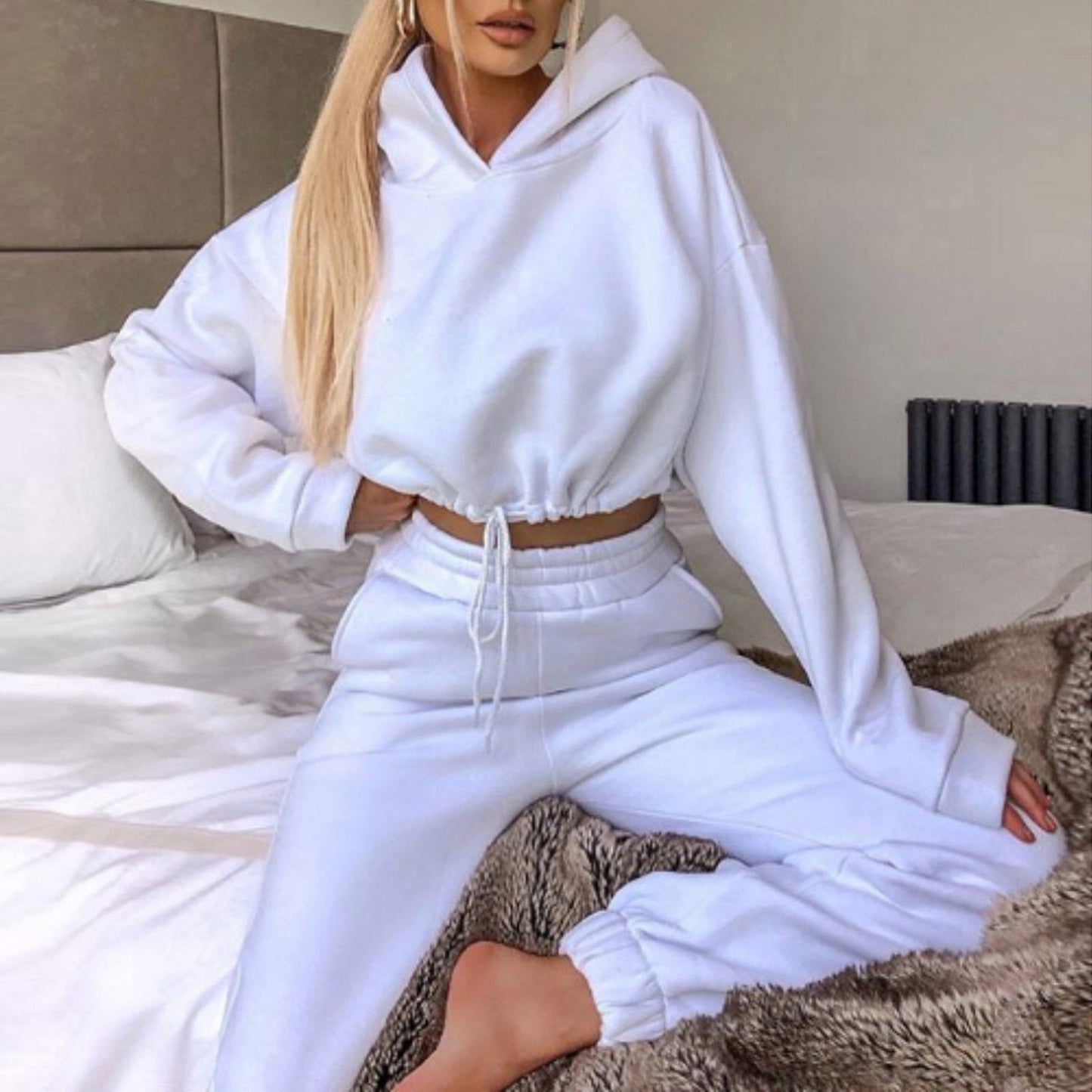 Elegance - Ladies 2-piece tracksuit with long-sleeved hoodie