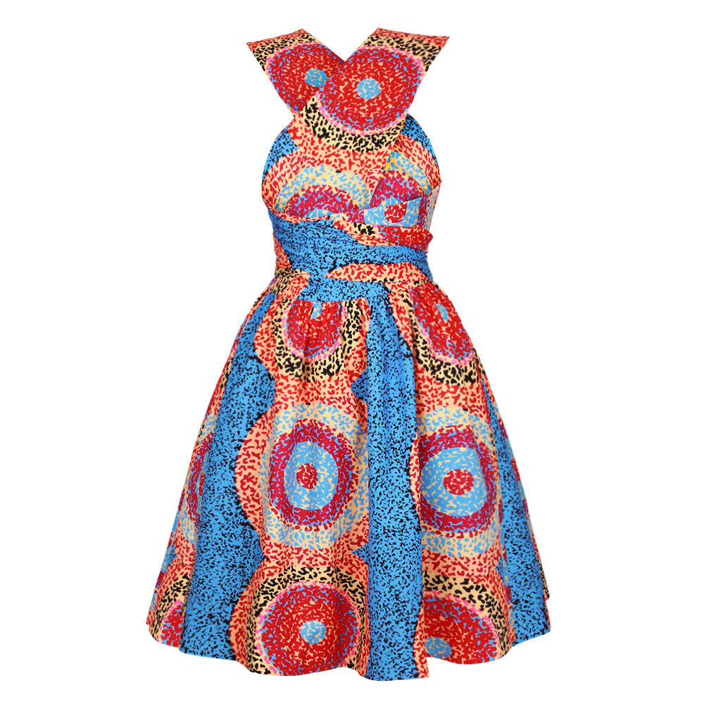 Timeless pleated nightclub dress with lace and V-neckline