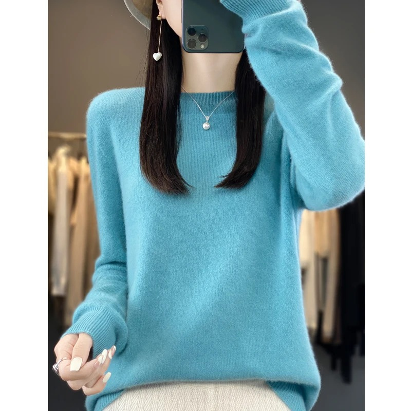 Stylish cashmere sweater for women - Soft knitted sweater for fall