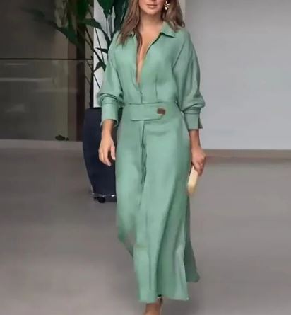 Elegant long-sleeved women's dress with side slit