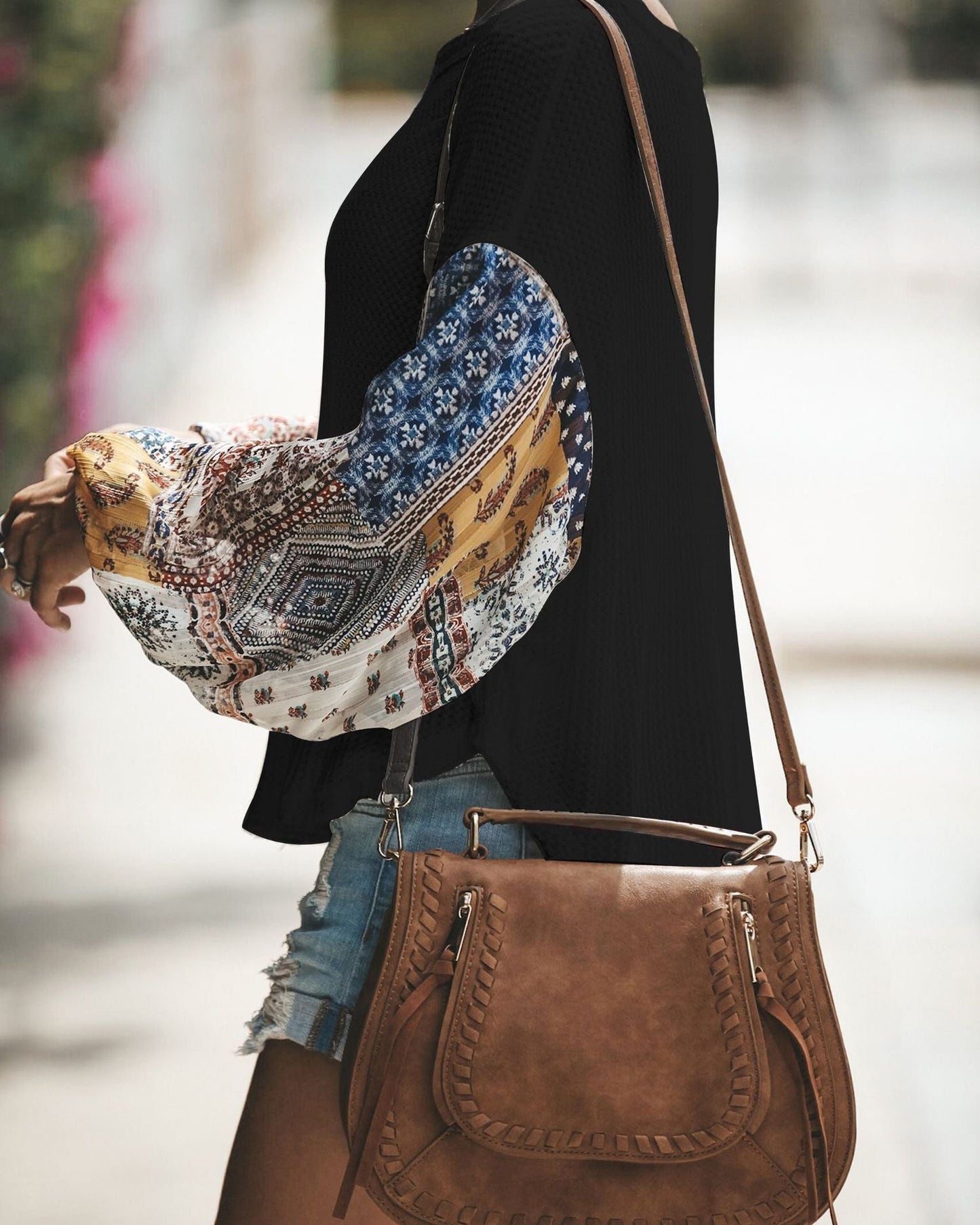 Trendy printed long-sleeved round neck blouse