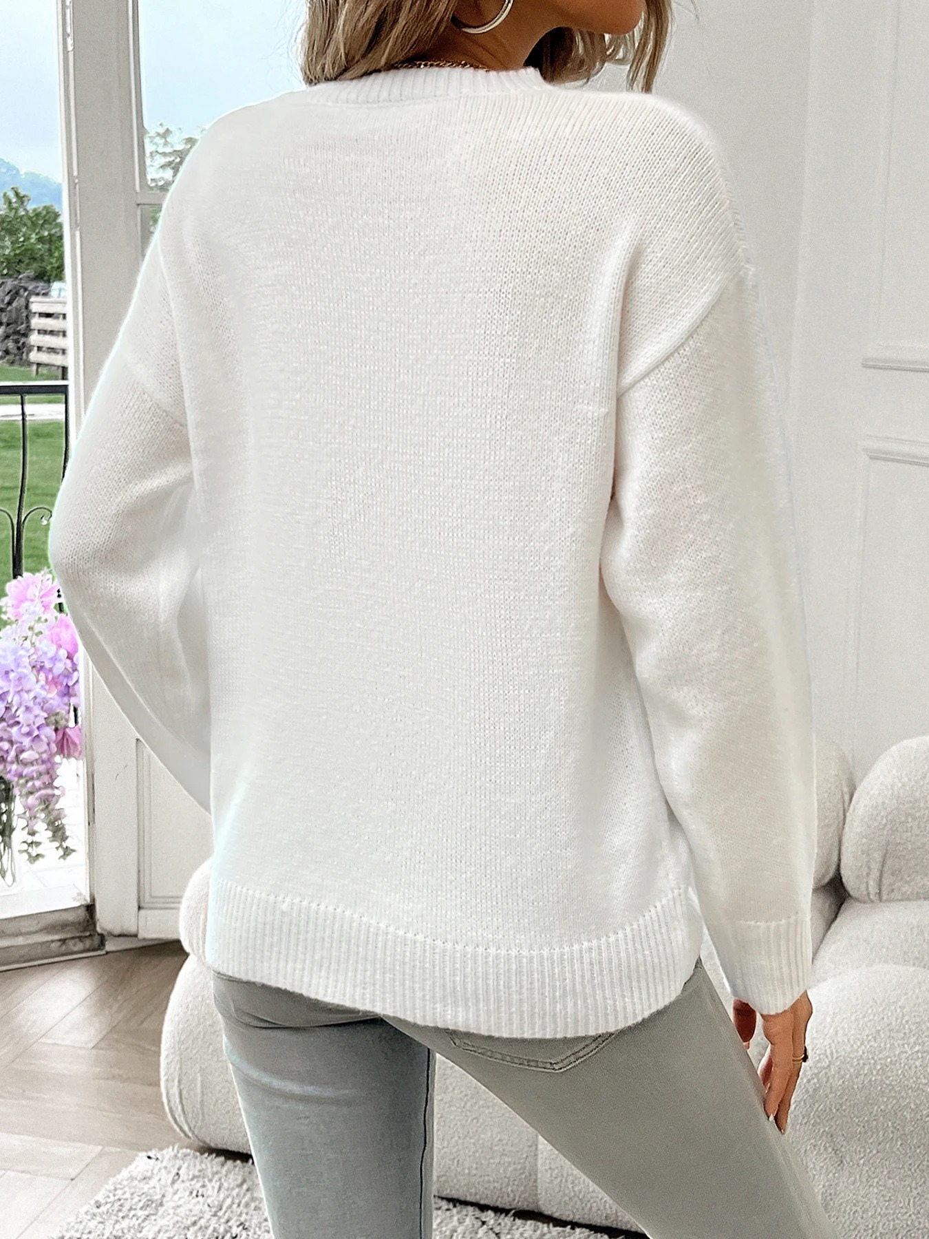 Casual knitted sweater with American flag print - women's sweater