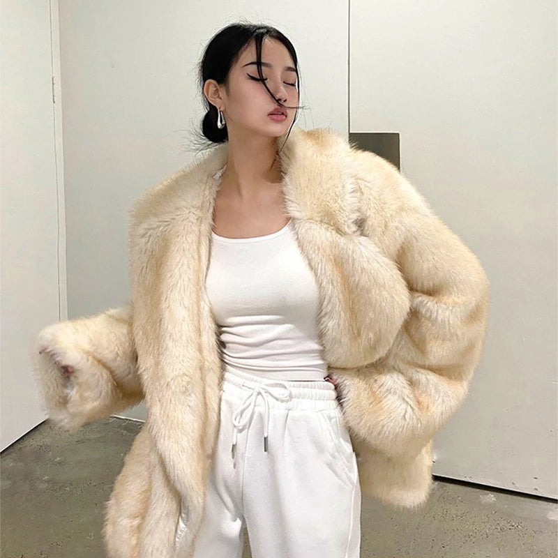 Coat | Oversized faux fur coat