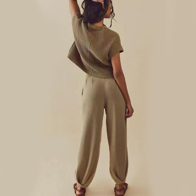 Luxury women's casual two-piece outfits with bags