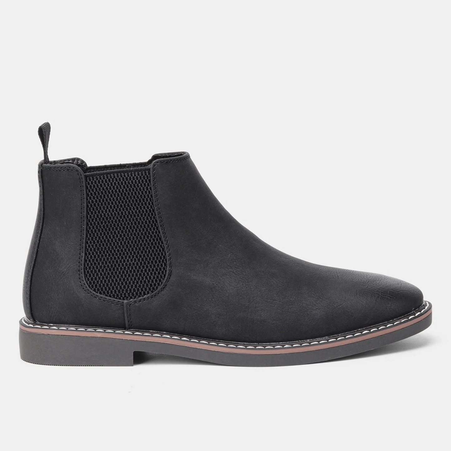 Men's boots with comfortable insole and non-slip sole