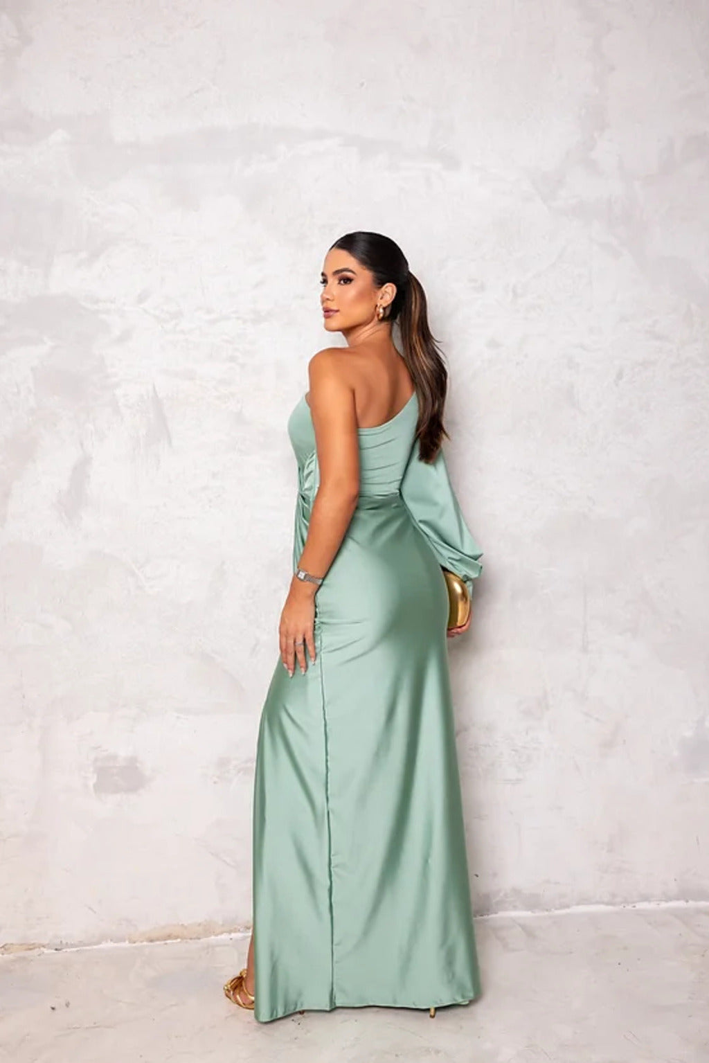 Elegant and sophisticated dress