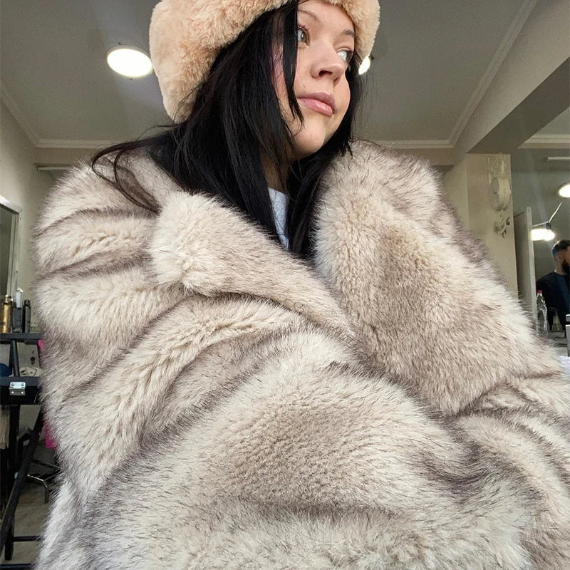 Coat | Oversized faux fur coat
