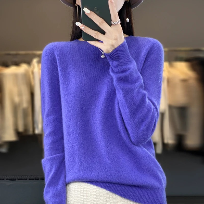 Stylish cashmere sweater for women - Soft knitted sweater for fall