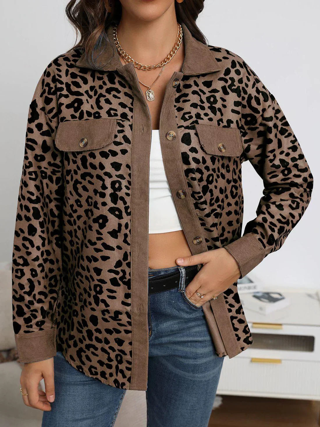 Jacket with leopard print