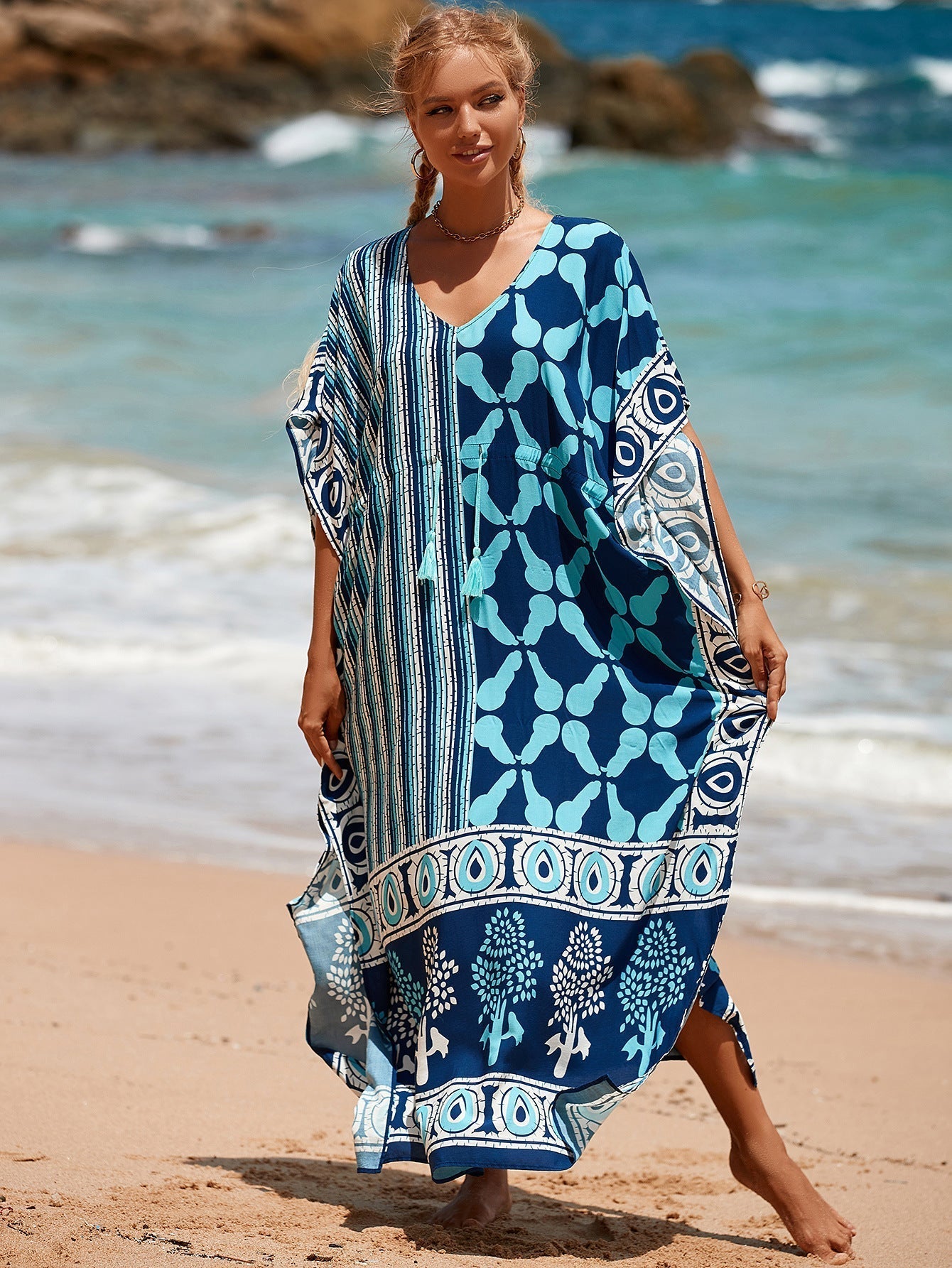 Stylish vacation sun protection positioning print beach cover-up