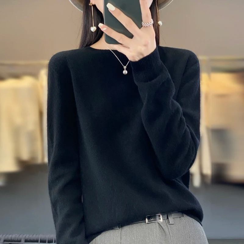 Stylish cashmere sweater for women - Soft knitted sweater for fall