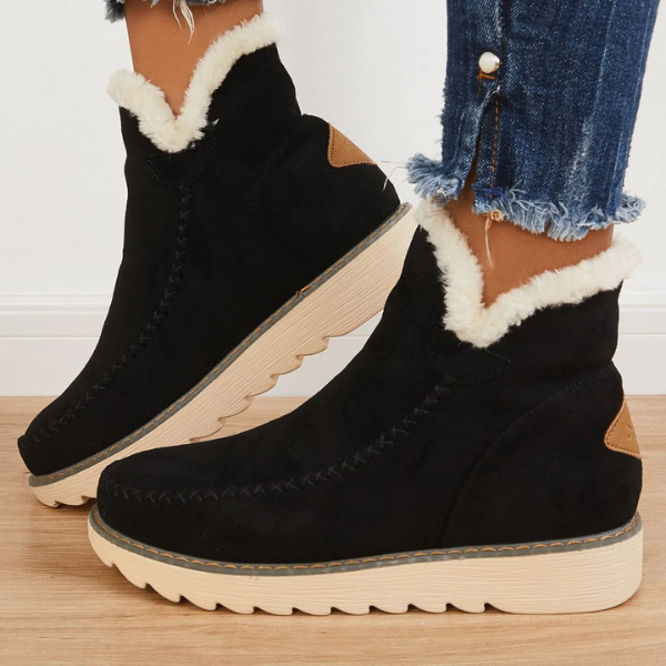 Ankle-length snow boots