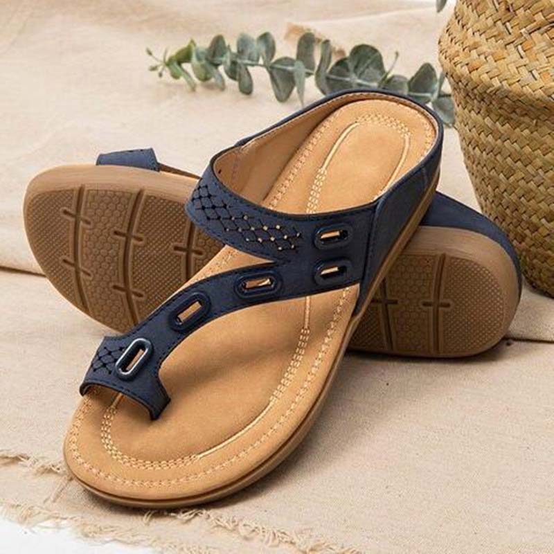 Graceful women's sandals
