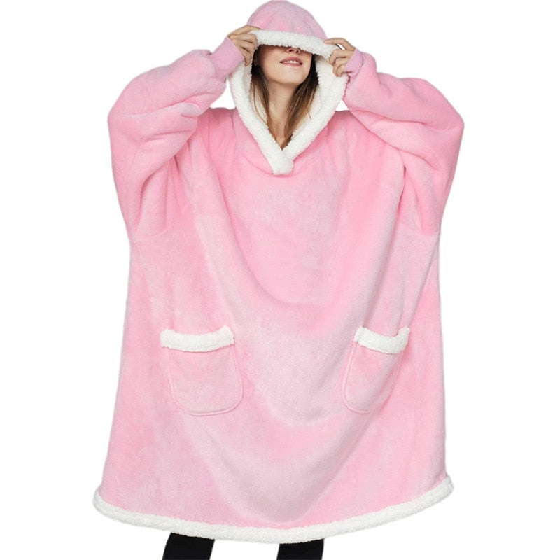 Super Cozy Coziness | Ladies Fluffy fleece blanket with sleeves