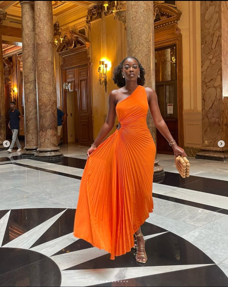 Exclusive dress in top quality