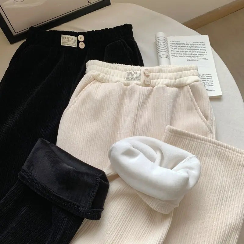 Tracksuit Trendy and versatile