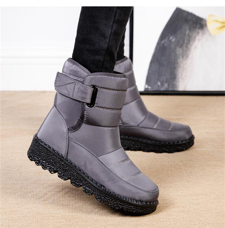 Waterproof, padded cotton boots