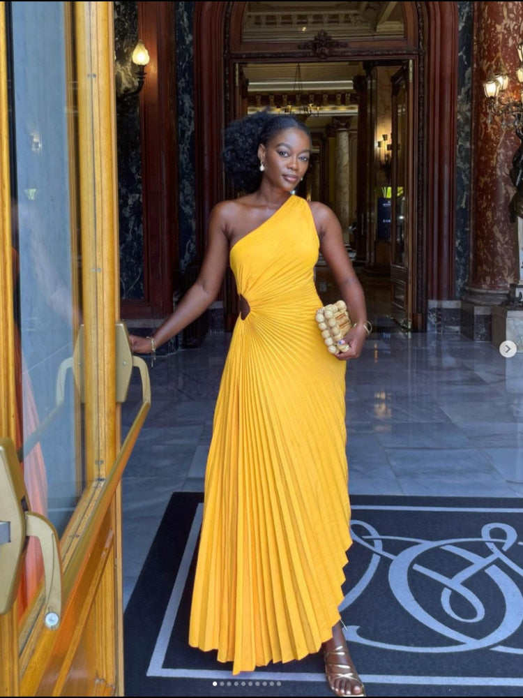 Exclusive dress in top quality