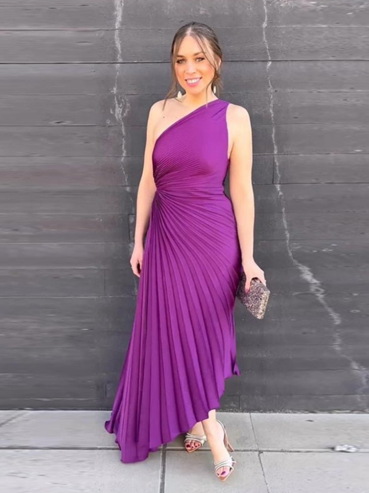 Exclusive dress in top quality