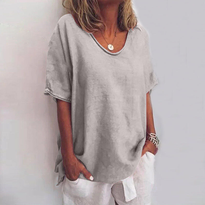 Casual shirt with a loose fit