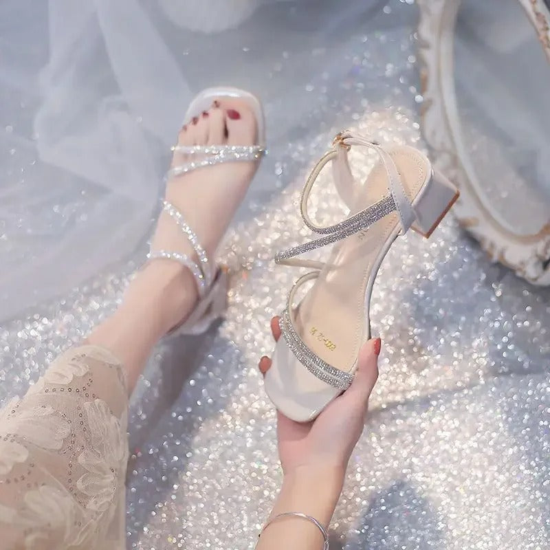 Elegant women's sandals