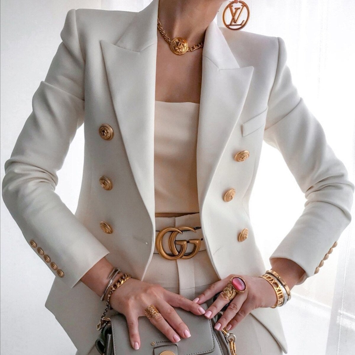 Fashionable jacket for women
