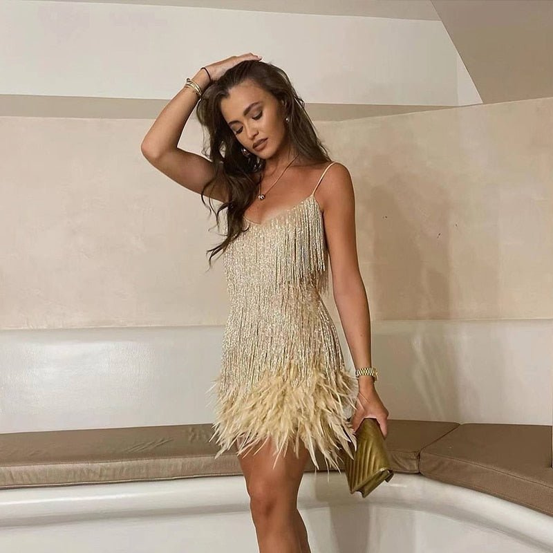 Elegant party dress with sequins