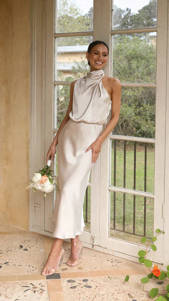 Delicate long dress for women - Edition 2024