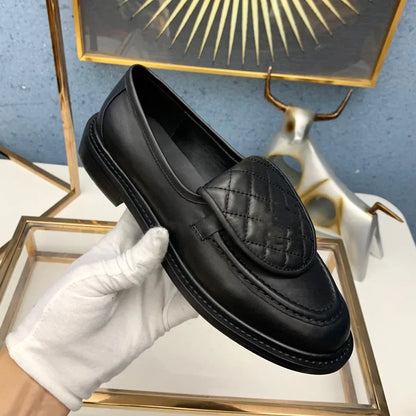 Retro leather shoes fashion