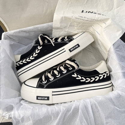 Comfortable chunky women's shoes