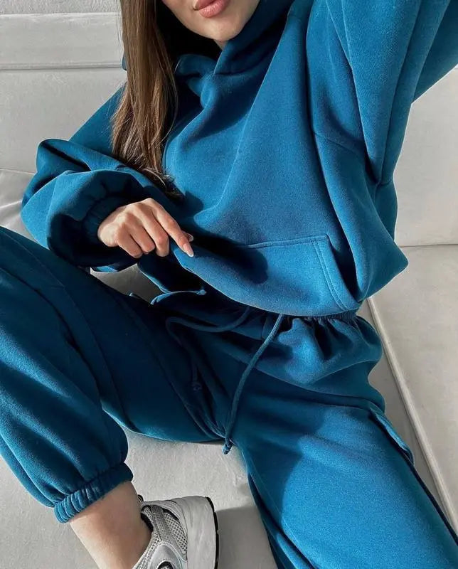 Tracksuit Comfortable and fashionable