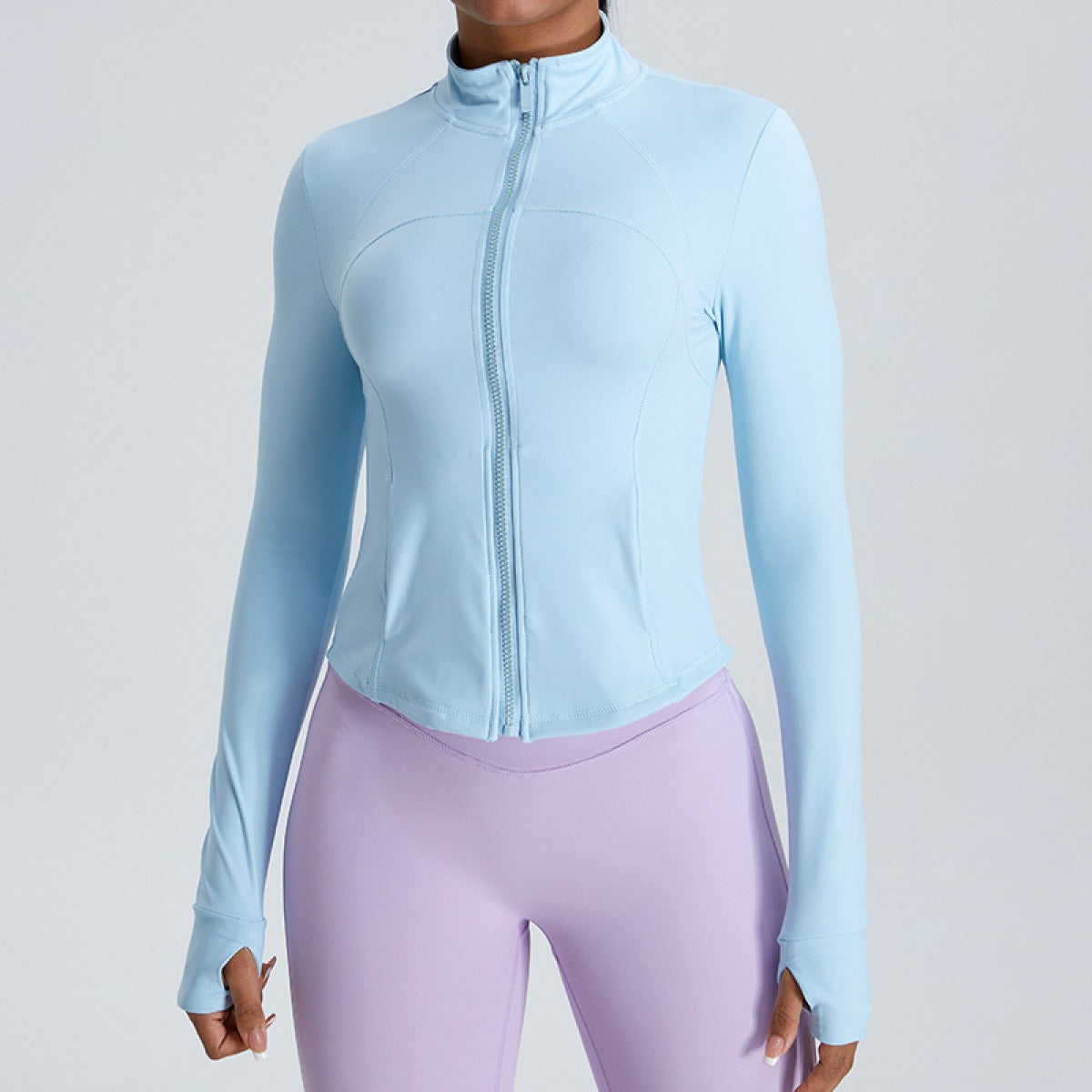 Tight-fitting long-sleeved yoga shirt