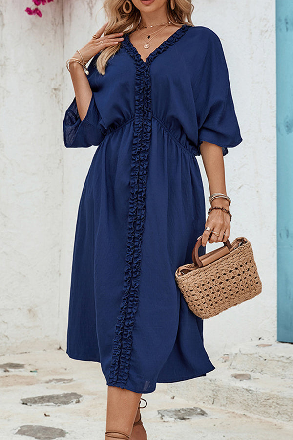 Single-colored casual dress with V-neckline